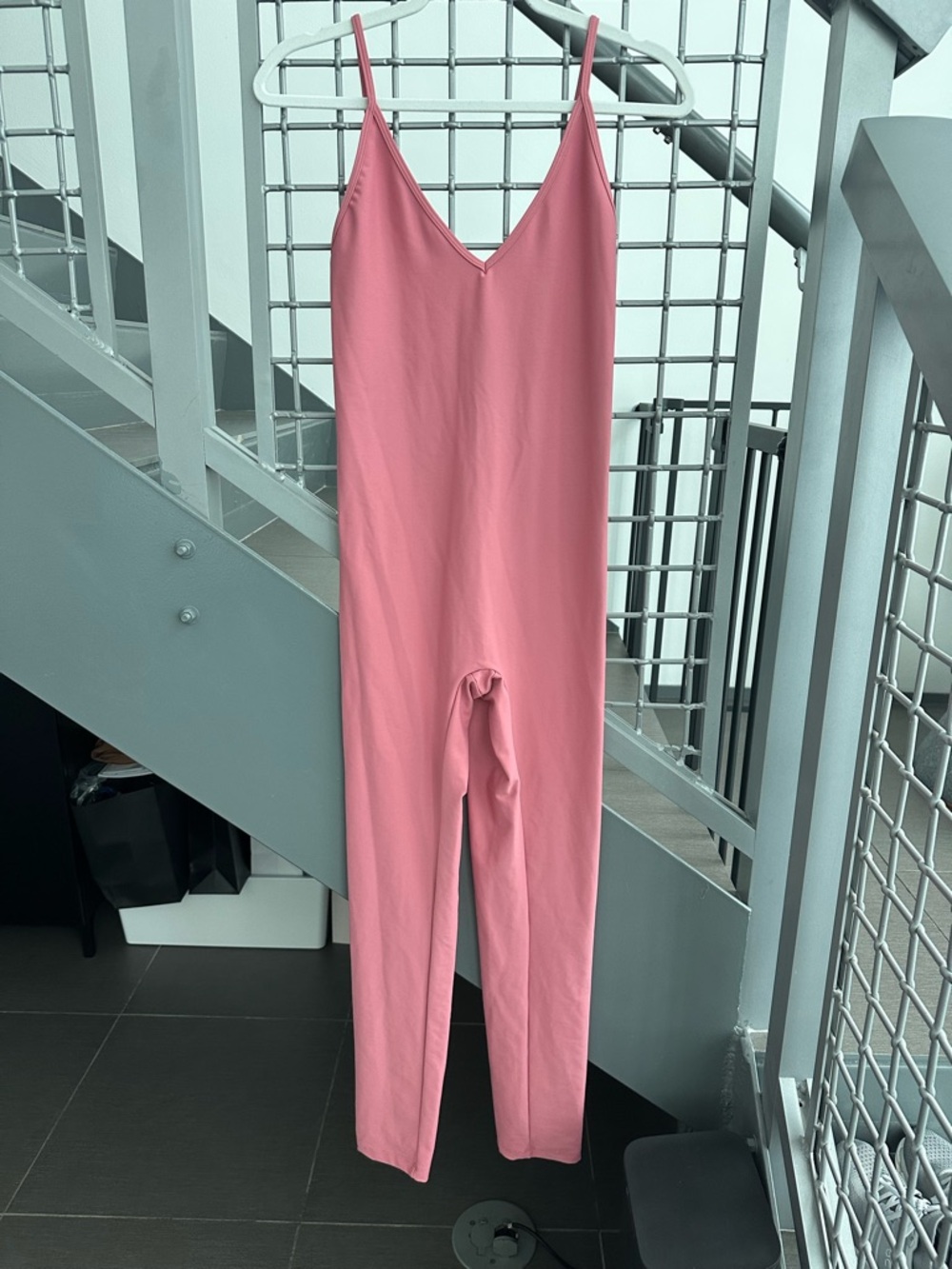 Skatie Rose Pink V-Neck Slim Spaghetti-Strap Jumpsuit